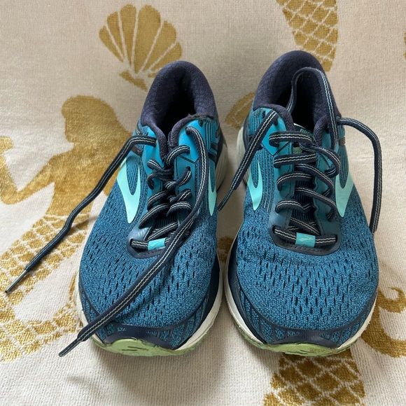 Women’s Brooks Adrenaline GTS 18 Running Shoes - Navy - Size 6w - Picture 1 of 4